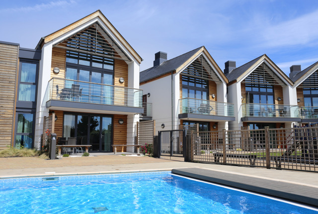 Poolside Deluxe Apartment
